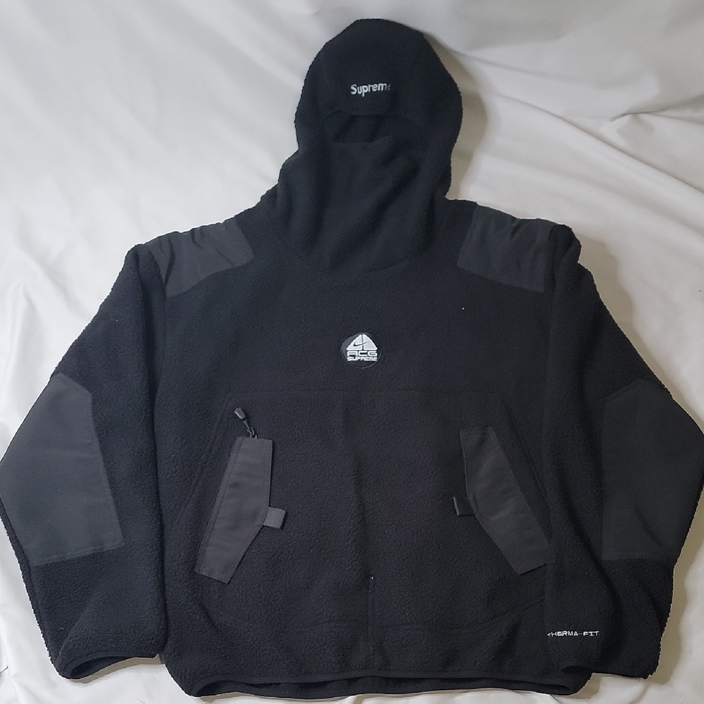 Supreme x Nike ACG Black Fleece Pullover